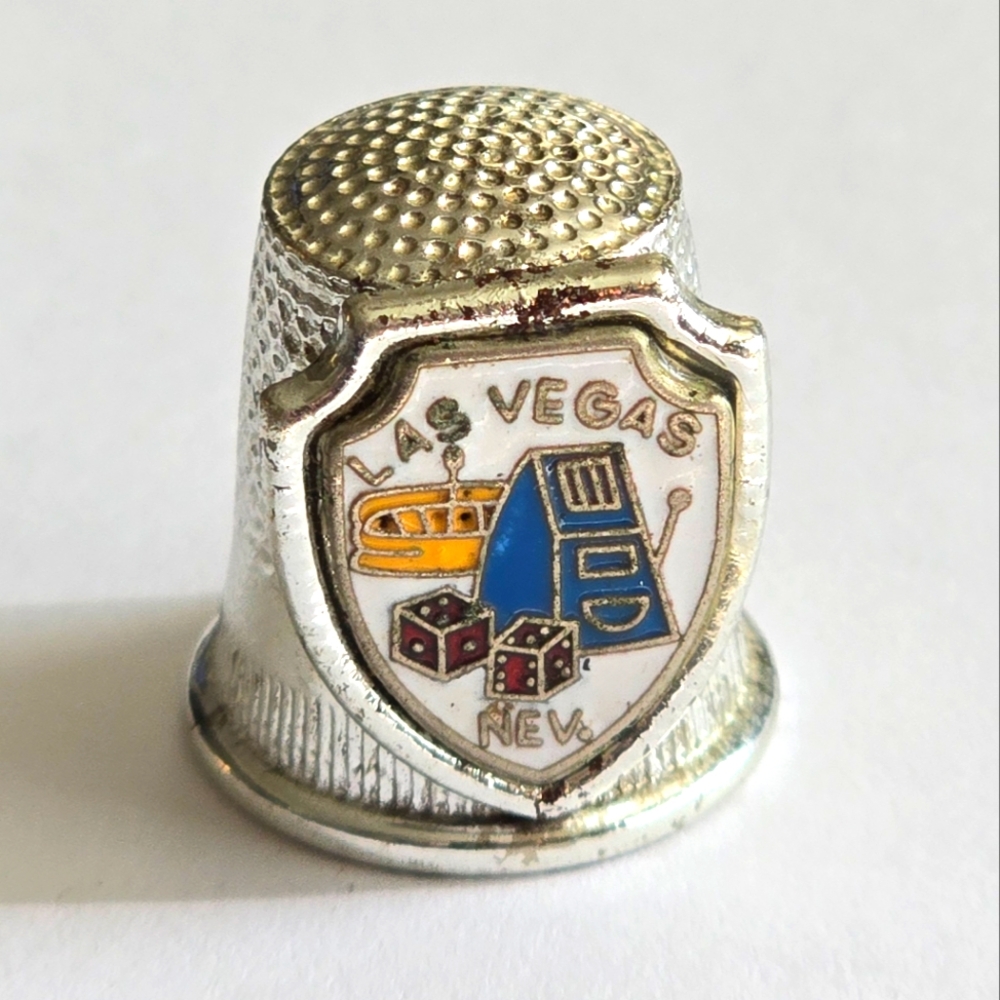 Vintage thimble Las Vegas, Nevada sewing souvenir silver tone metal NV